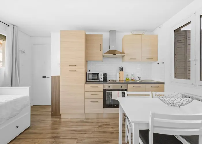 Close From Palais Des Congres *