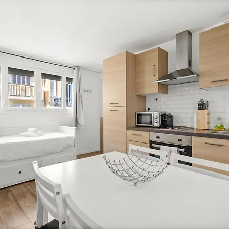 Close From Palais Des Congres